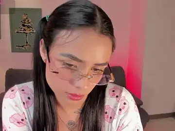 Stripchat Free Live Porn of MariaHerrera_