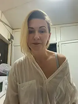 Stripchat Live Sex of Secret_Ladyx