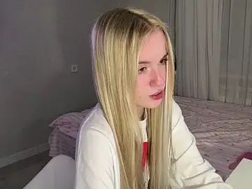 Stripchat Live Sex Cam of Between_Eeys