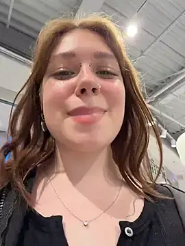Stripchat Nude Webcam of lucy-joy