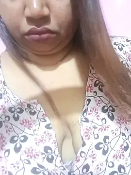 Stripchat Free Porn Cam of Ravina_patil1