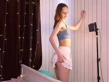 Stripchat Adult Webcam of HarriettKitty