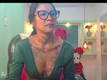 Stripchat Live Sex of lorenapinto