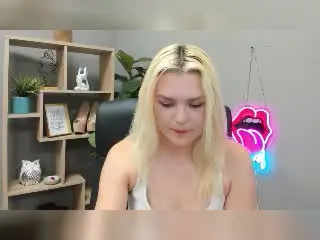 Xlovecam Live Porn of SweetLilyy