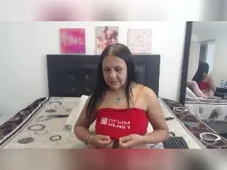 Xlovecam Private Sex Chat of KatieHotX