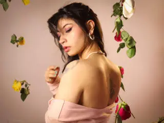 Xlovecam Adult Webcam of SeleneLeon