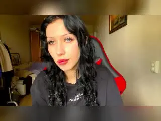 Xlovecam Watch Live Sex Cams of CarolynnDrage