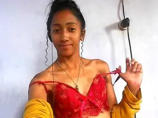 Xlovecam Best live sex cam show of DiamondI