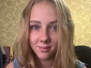 Xlovecam Live Porn of LaryAngelMy