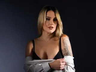 Xlovecam Nude Webcam of MollyPretty