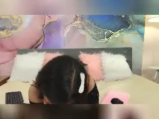 Xlovecam Watch Live Sex Cams of YinelaOslenX
