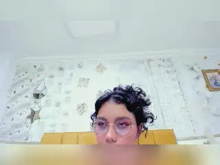 Xlovecam Nude Webcam of JuliaBennett
