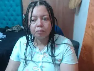 Xlovecam Adult Video Chat of MilfAnalxx