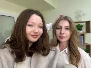 Xlovecam Free Porn Cam of MazieCahal