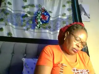 Xlovecam Live Sex Cam of HeavyAss69