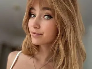Xlovecam Live Sex Cam of LuciaWild