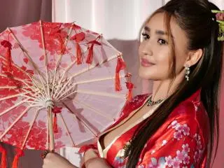 Xlovecam Watch Live Sex Cams of GoldenHear