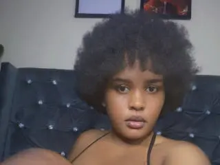 Xlovecam Sex Cam of IloveWhiteCockalot
