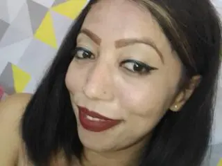 Xlovecam Sex Chat of AnniaTattoo