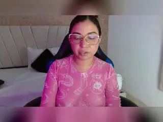 Xlovecam Free Live Porn of AliceSmity