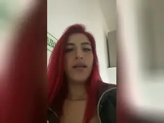Xlovecam Sex Cam of AlissaBrown