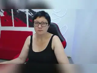 Xlovecam Best Webcam of EmilyLlove