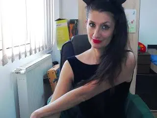 Xlovecam Live Sex of BeatrixCharmm