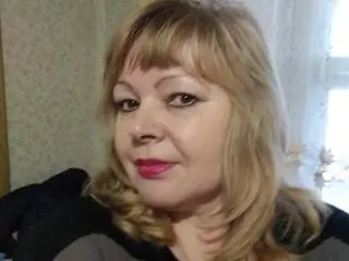 Xlovecam Adult Webcam of EvelynLoveShy
