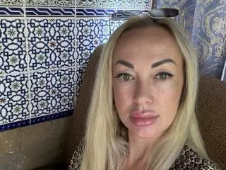Xlovecam Live Sex of MysteryLaddy